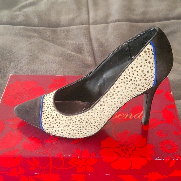 Shoes - black/white pokka dot fun pumps